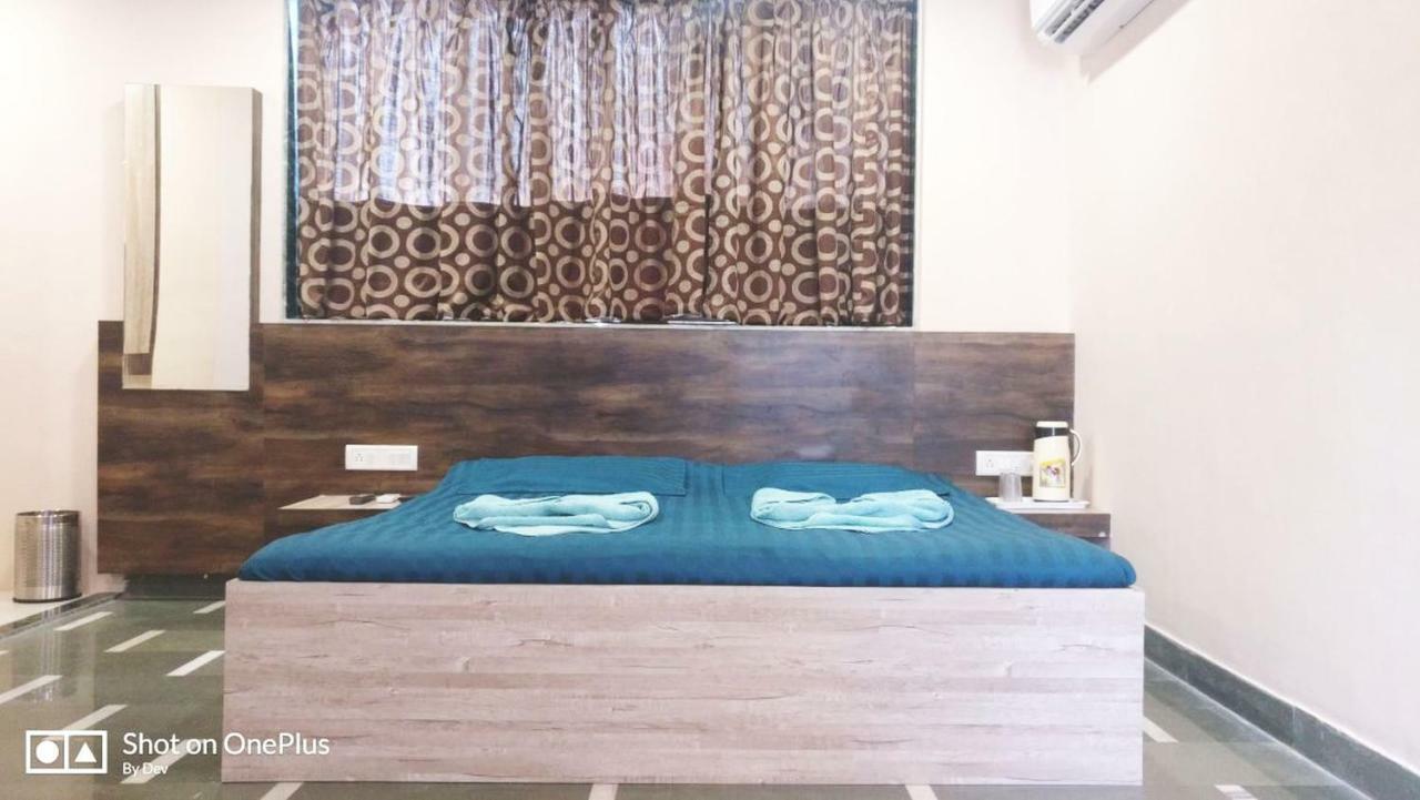Mauli Niwas Villa Matheran Buitenkant foto